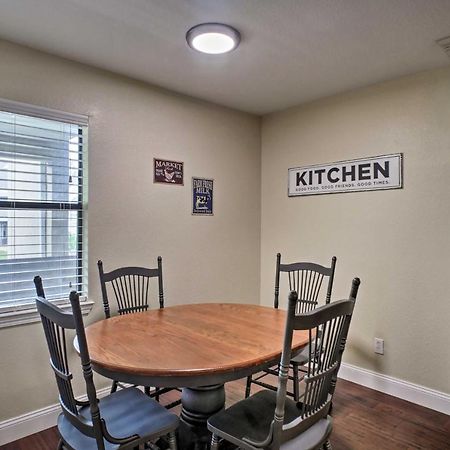 Branson Condo With Pool Access, Walk To Fishing Εξωτερικό φωτογραφία
